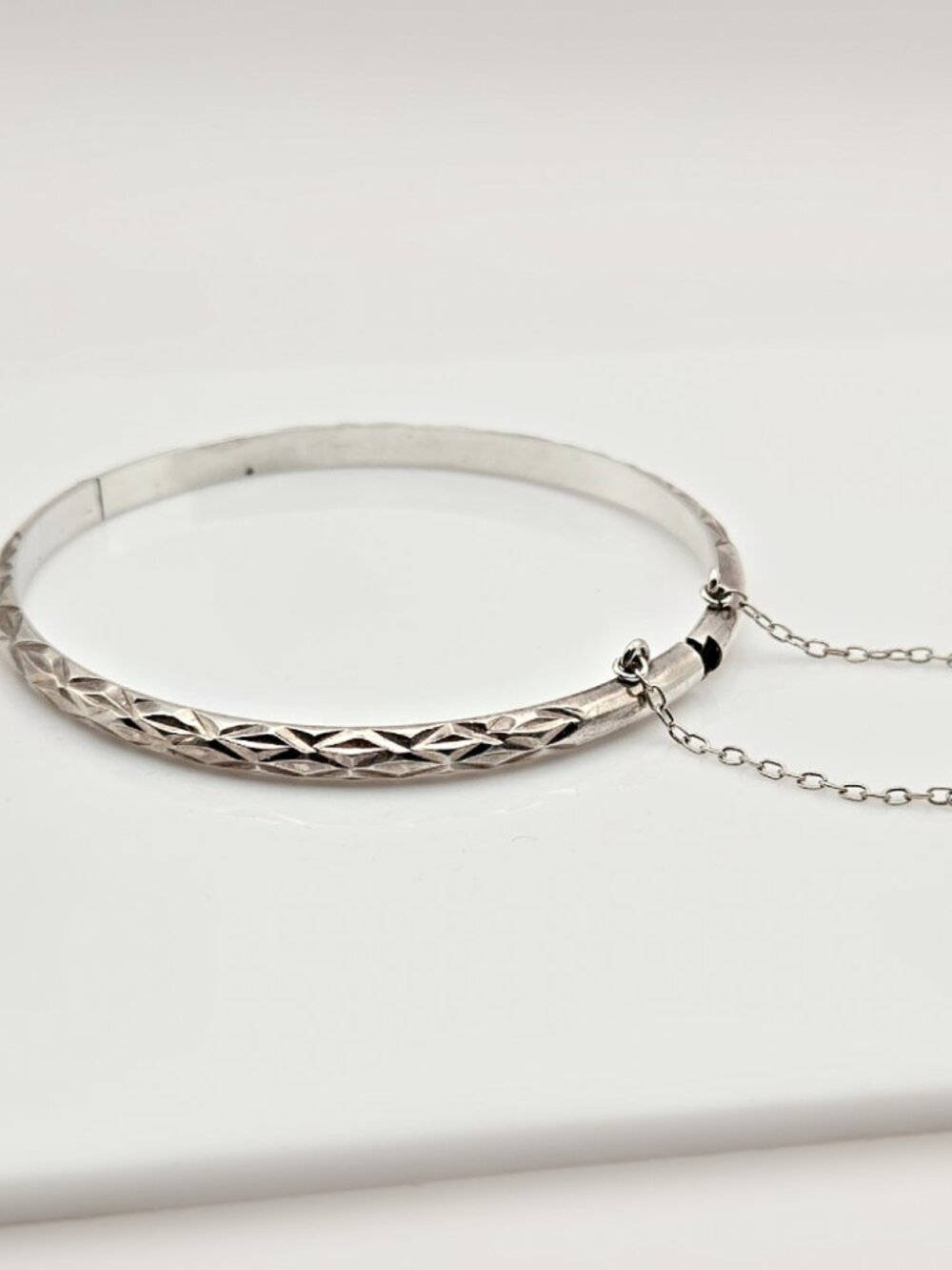 Vintage Sterling Silver Hinged Bangle Bracelet Diamond Cut 925 Safety Chain 3mm